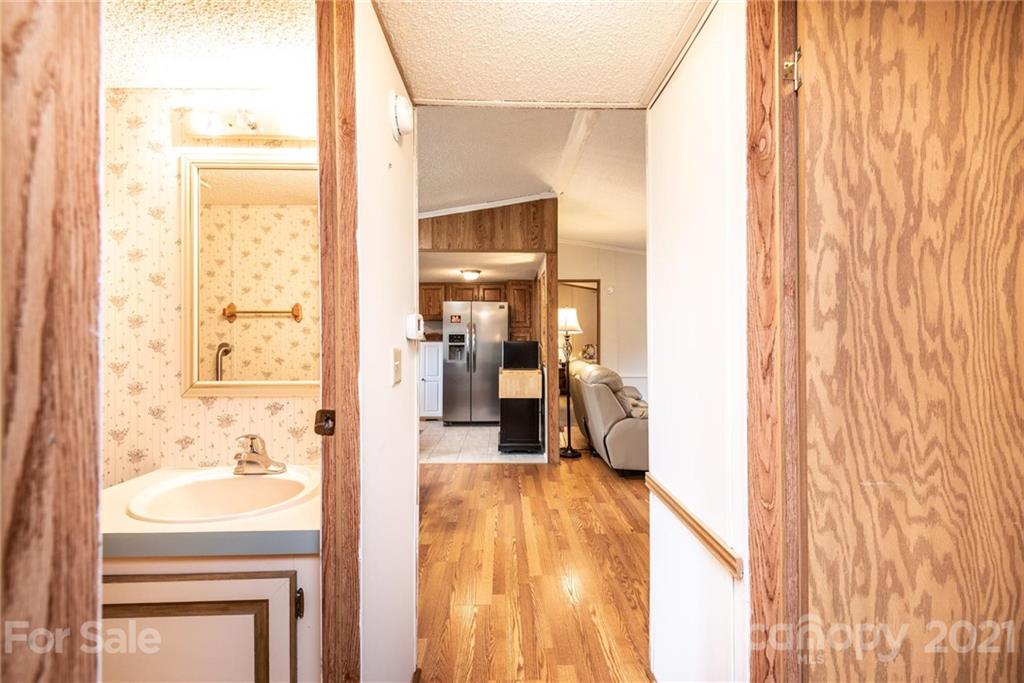 7713 Riverbend Road Claremont, NC 28610 - Photo 30 of 32 Gallery Image 30