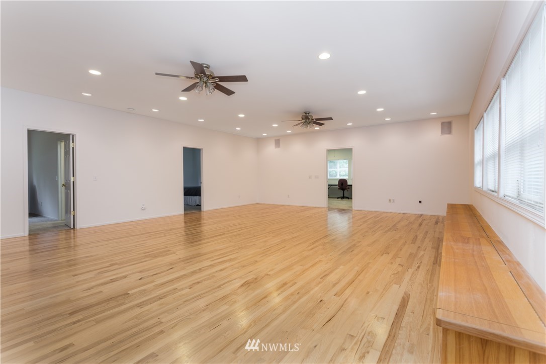 5628 Knight Road Bellingham, WA 98226 - Photo 17 of 35