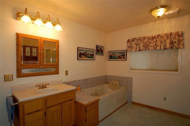 3832 White Pine Road Loon Lake, WA 99148 - Photo 5 of 9 Gallery Image 5