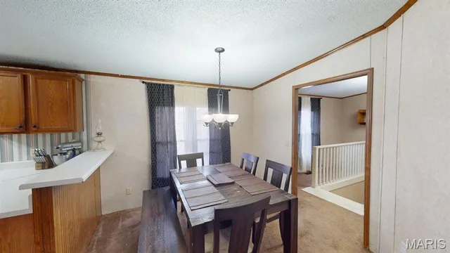 $215,000 | 536 Apricot Lane, Reeds Spring, MO 65737