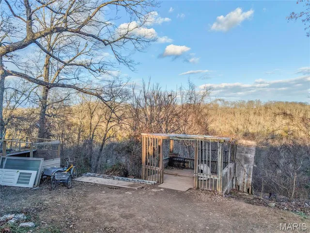 $215,000 | 536 Apricot Lane, Reeds Spring, MO 65737