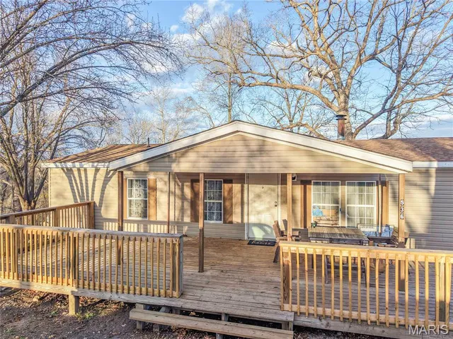 $215,000 | 536 Apricot Lane, Reeds Spring, MO 65737