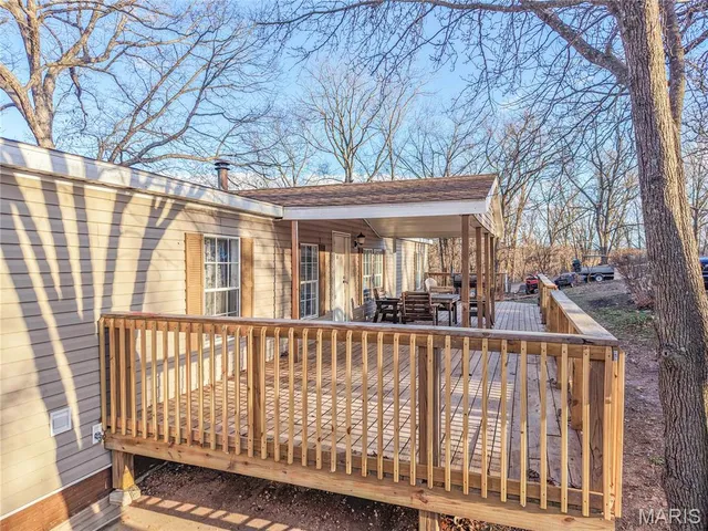 $215,000 | 536 Apricot Lane, Reeds Spring, MO 65737