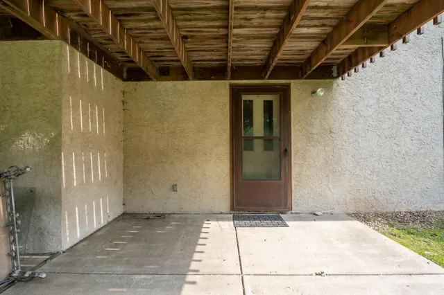 $329,900 | 1813 6th Avenue West, Shakopee, MN 55379