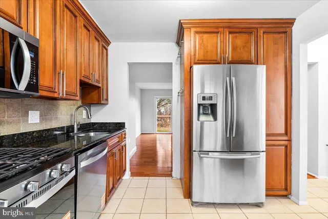$380,000 | 8340 Mountain Ash Way, Gaithersburg, MD 20879