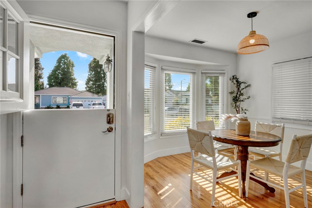 3556 Roxanne Avenue Long Beach, CA 90808 - Photo 10 of 39