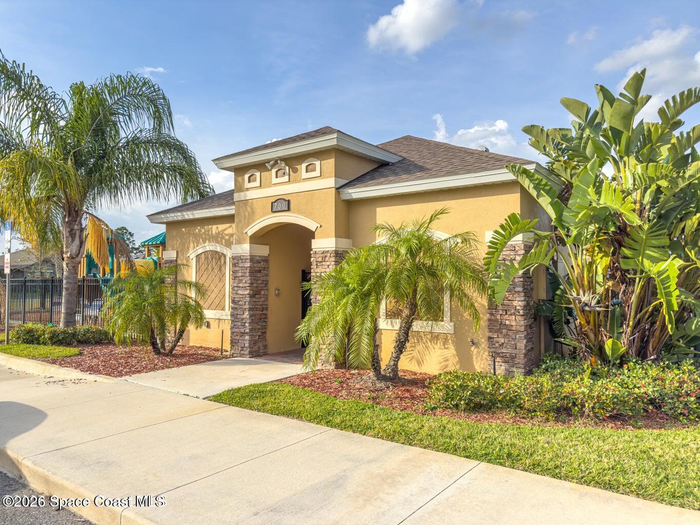 714 Old Country Rd S East Palm Bay, FL 32909 - Photo 10 of 13 Community clubhouse