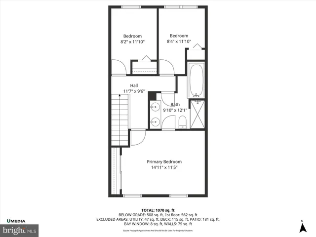 a black and white photo of a picture of a floor