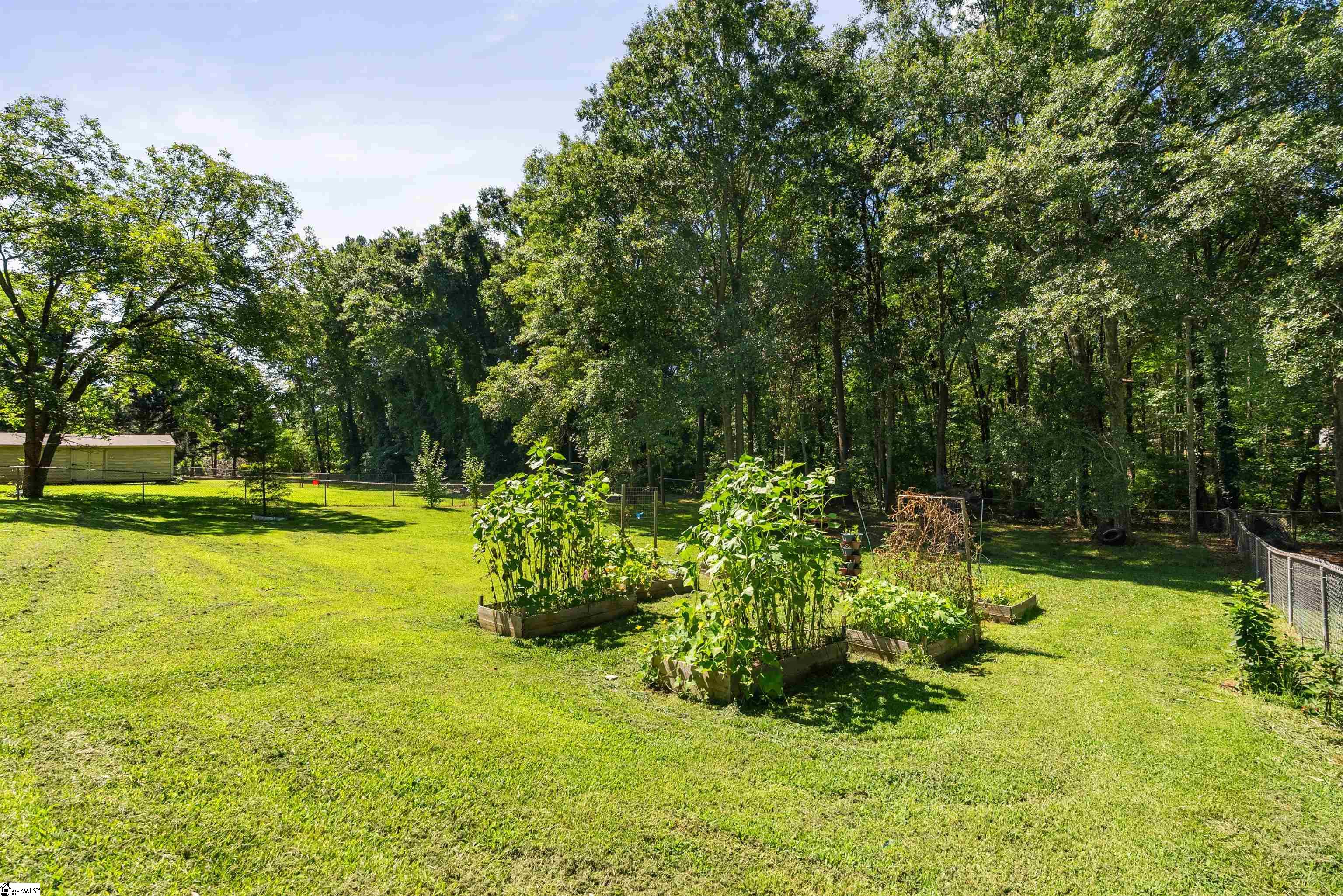 209 Edwards Road Lyman, SC 29365 - Photo 31 of 38 Gallery Image 31