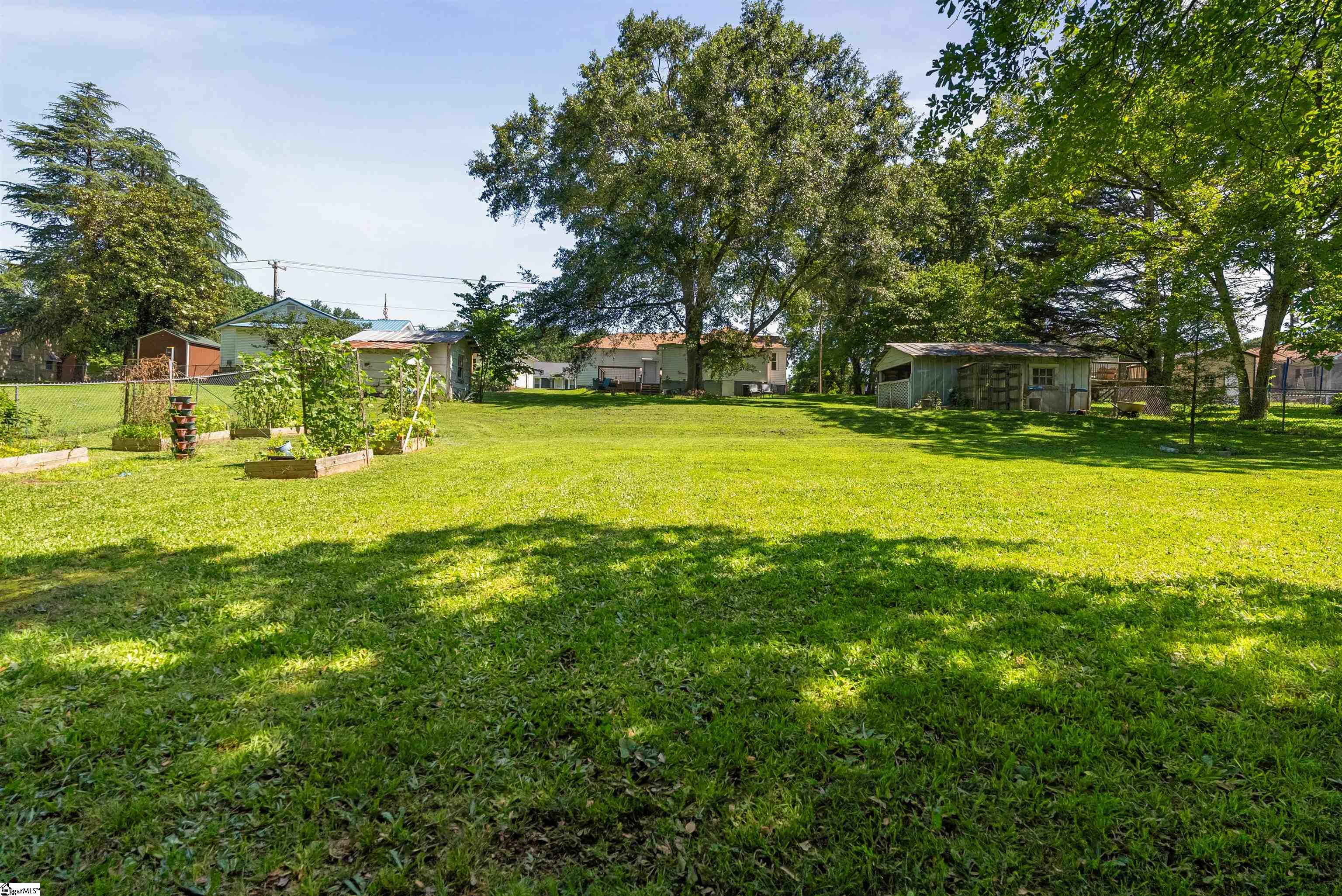 209 Edwards Road Lyman, SC 29365 - Photo 32 of 38 Gallery Image 32