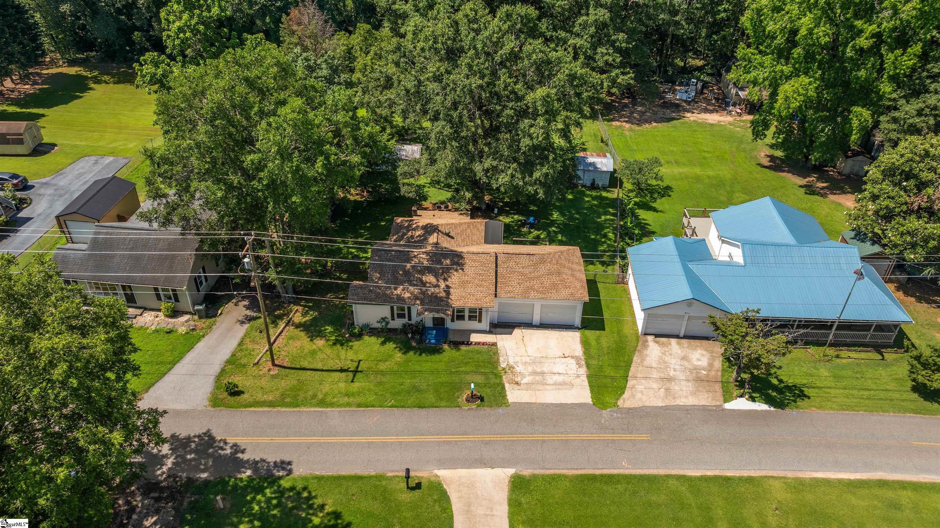 209 Edwards Road Lyman, SC 29365 - Photo 33 of 38 Gallery Image 33