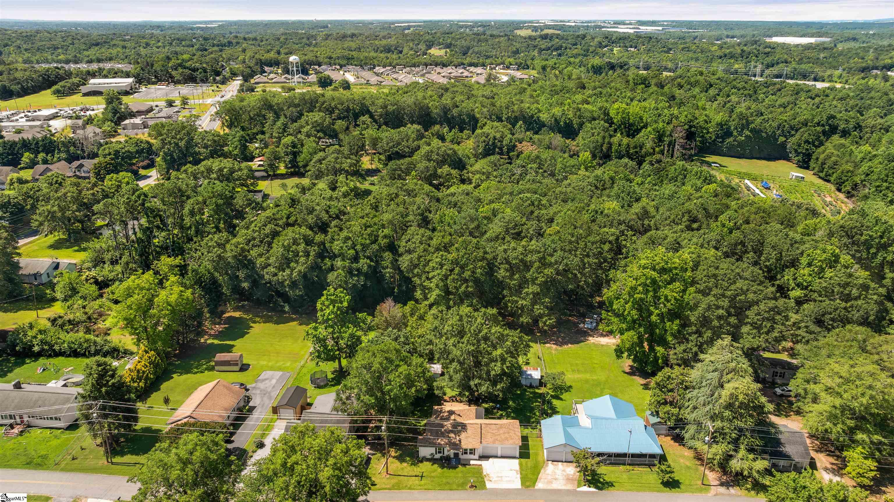 209 Edwards Road Lyman, SC 29365 - Photo 34 of 38 Gallery Image 34