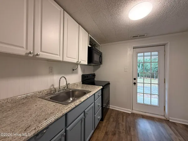 $1,350 | 235 North Pecan Street, Pinebluff, NC 28373