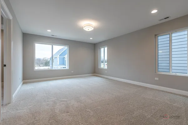 $749,999 | 113 Roman Lane, Hawthorn Woods, IL 60047