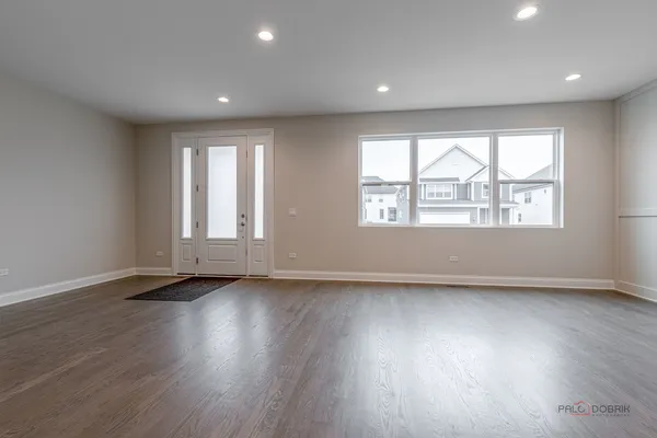 $749,999 | 113 Roman Lane, Hawthorn Woods, IL 60047