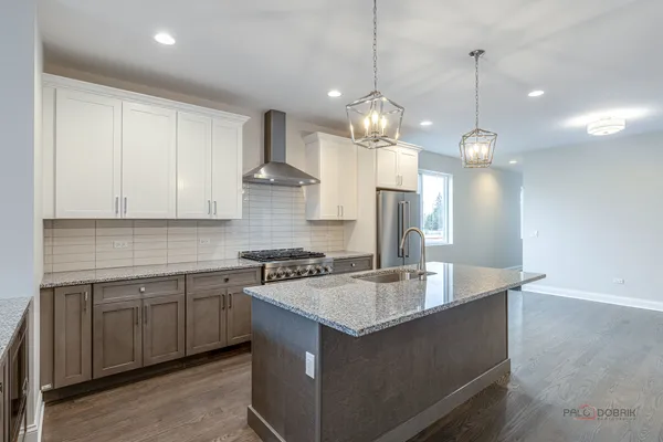 $749,999 | 113 Roman Lane, Hawthorn Woods, IL 60047