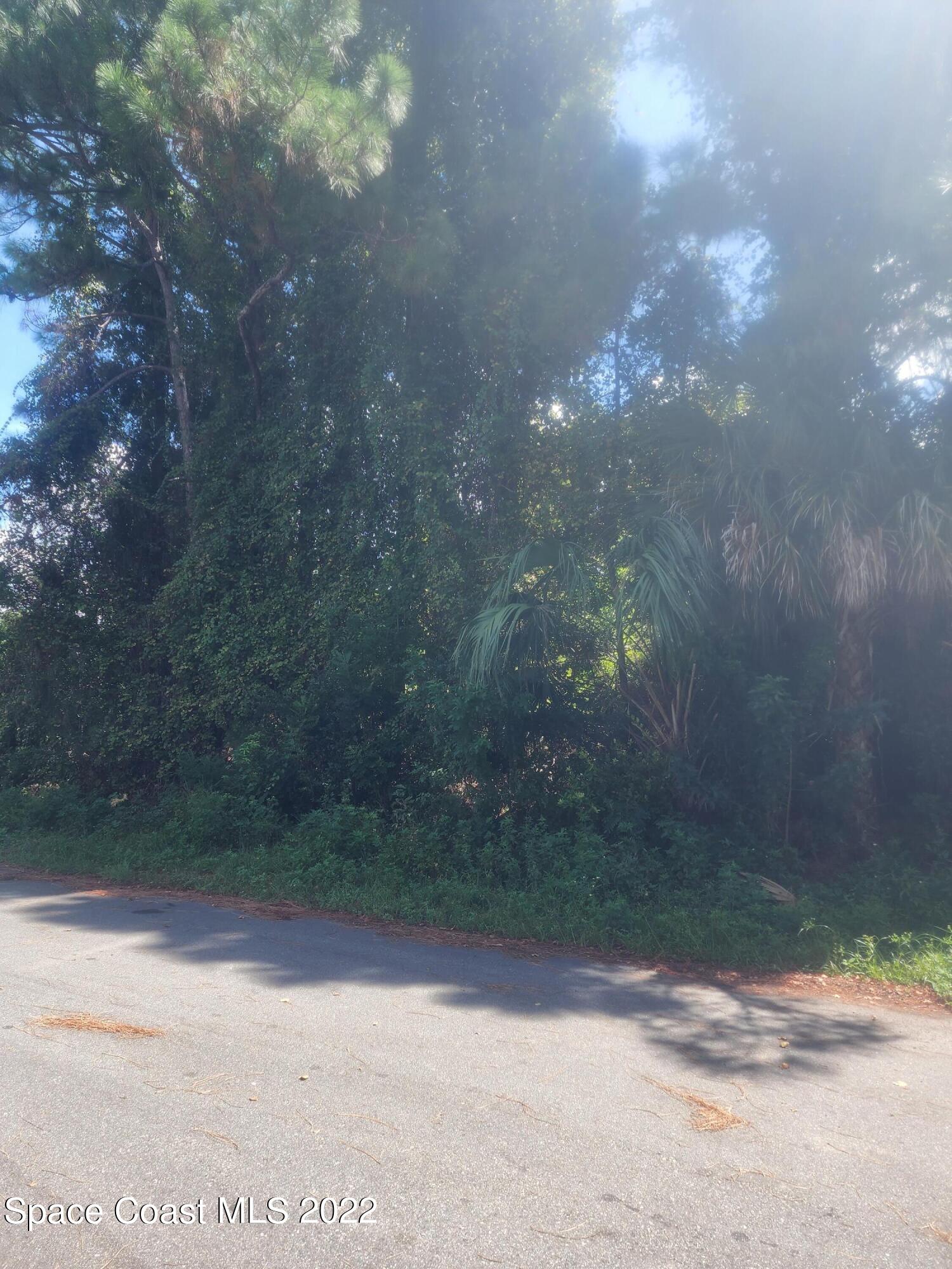 6901 Bentley Road Cocoa, FL 32927 - Photo 3 of 4 6901 b