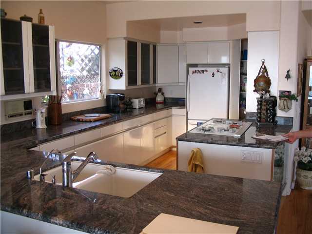 340 Neptune Avenue Encinitas, CA 92024 - Photo 7 of 12