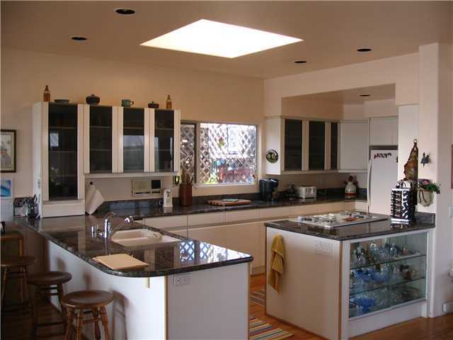 340 Neptune Avenue Encinitas, CA 92024 - Photo 8 of 12