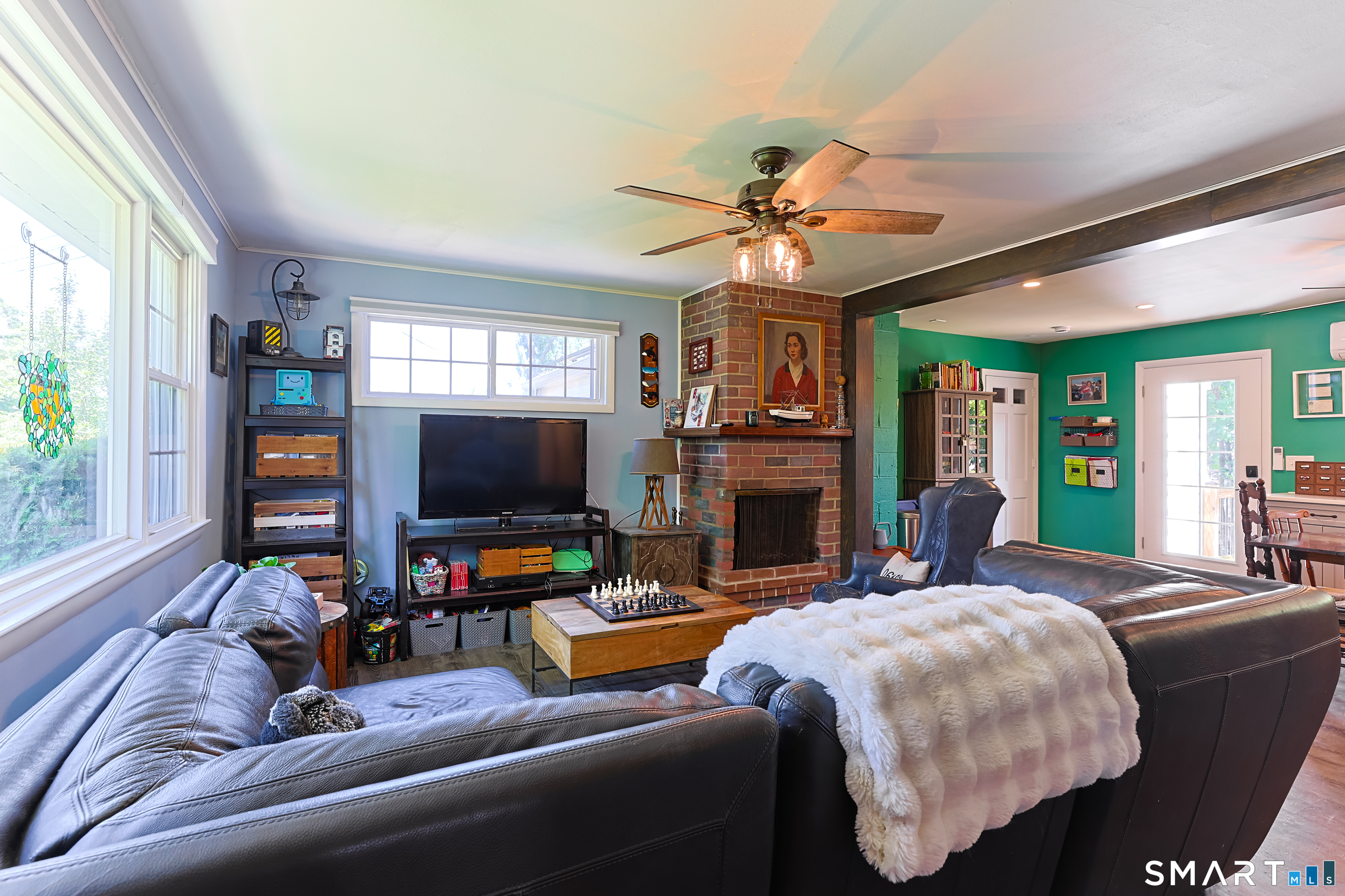 94 Mathews Street Stamford, CT 06902 - Photo 5 of 39