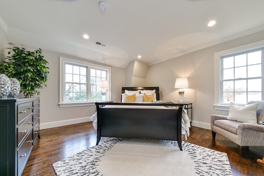 40 Chesterton Road Wellesley, MA 02481 - Photo 18 of 30