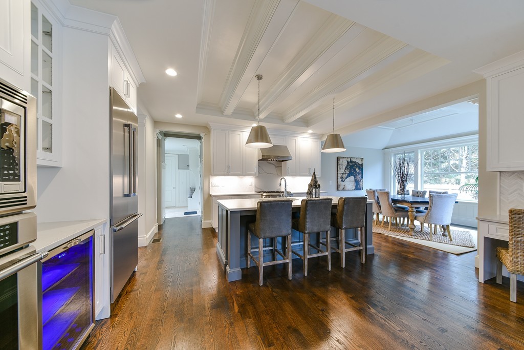 40 Chesterton Road Wellesley, MA 02481 - Photo 6 of 30