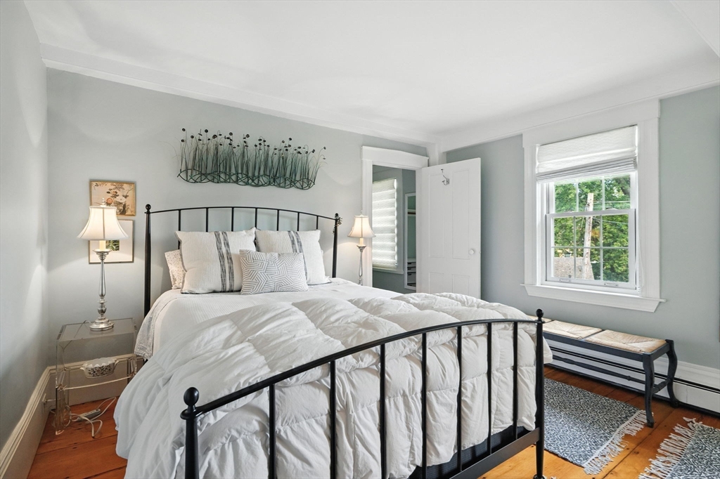 159 Elm Street, Unit 1 Marblehead, MA 01945 - Photo 12 of 28 Gallery Image 12