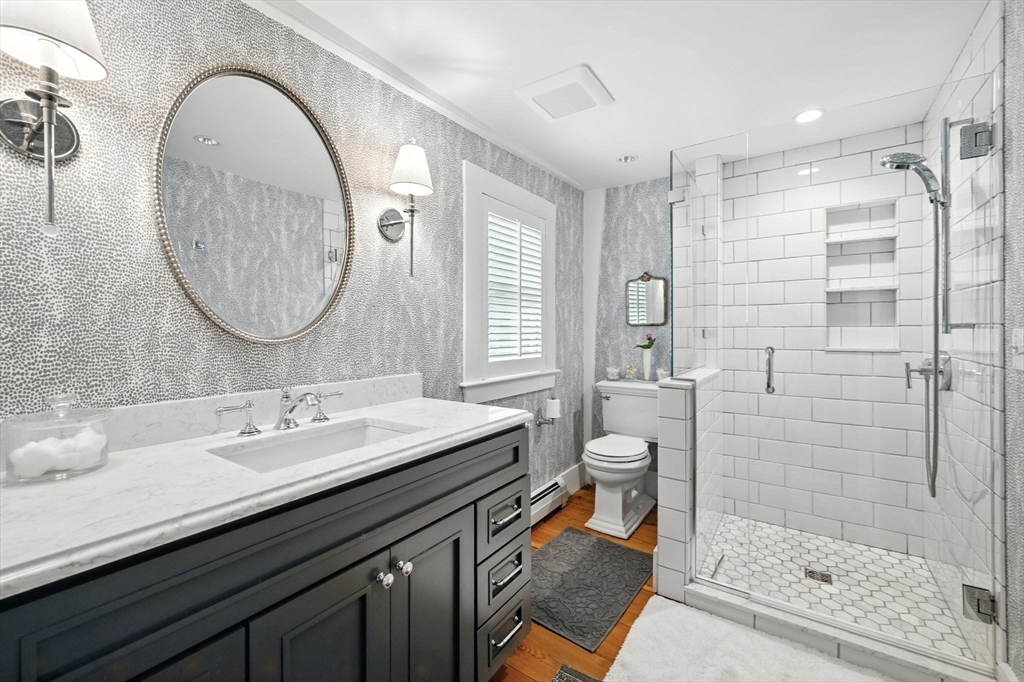 159 Elm Street, Unit 1 Marblehead, MA 01945 - Photo 16 of 28 Gallery Image 16