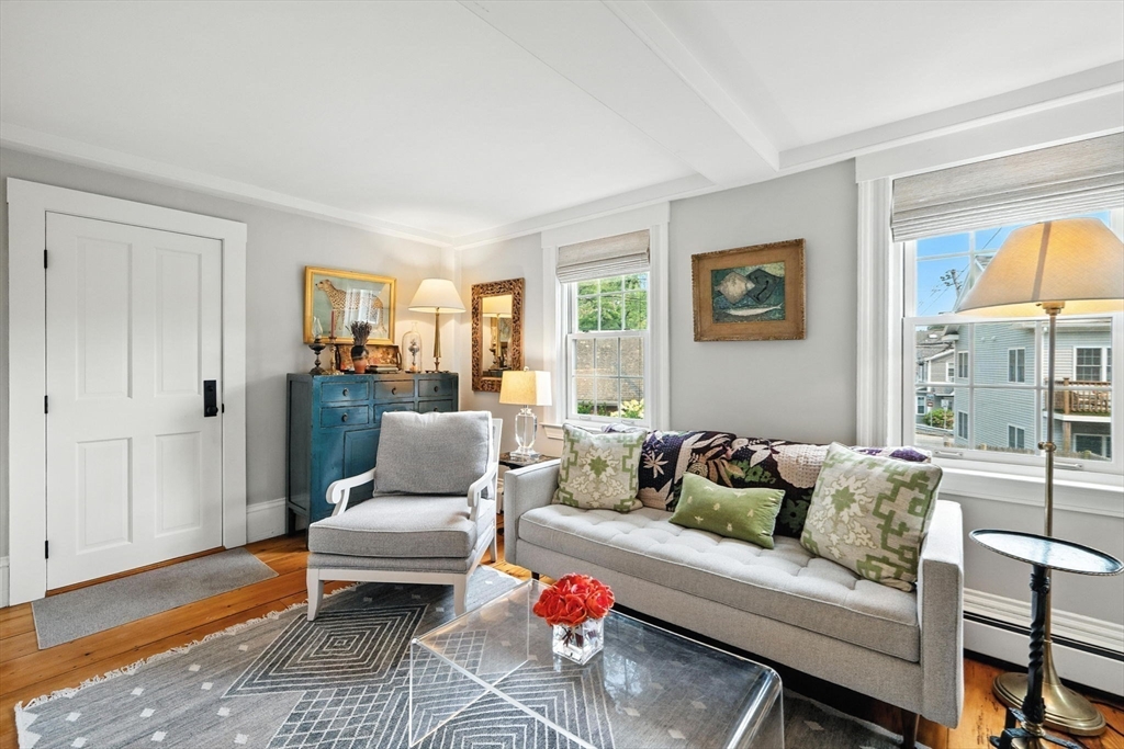 159 Elm Street, Unit 1 Marblehead, MA 01945 - Photo 8 of 28 Gallery Image 8