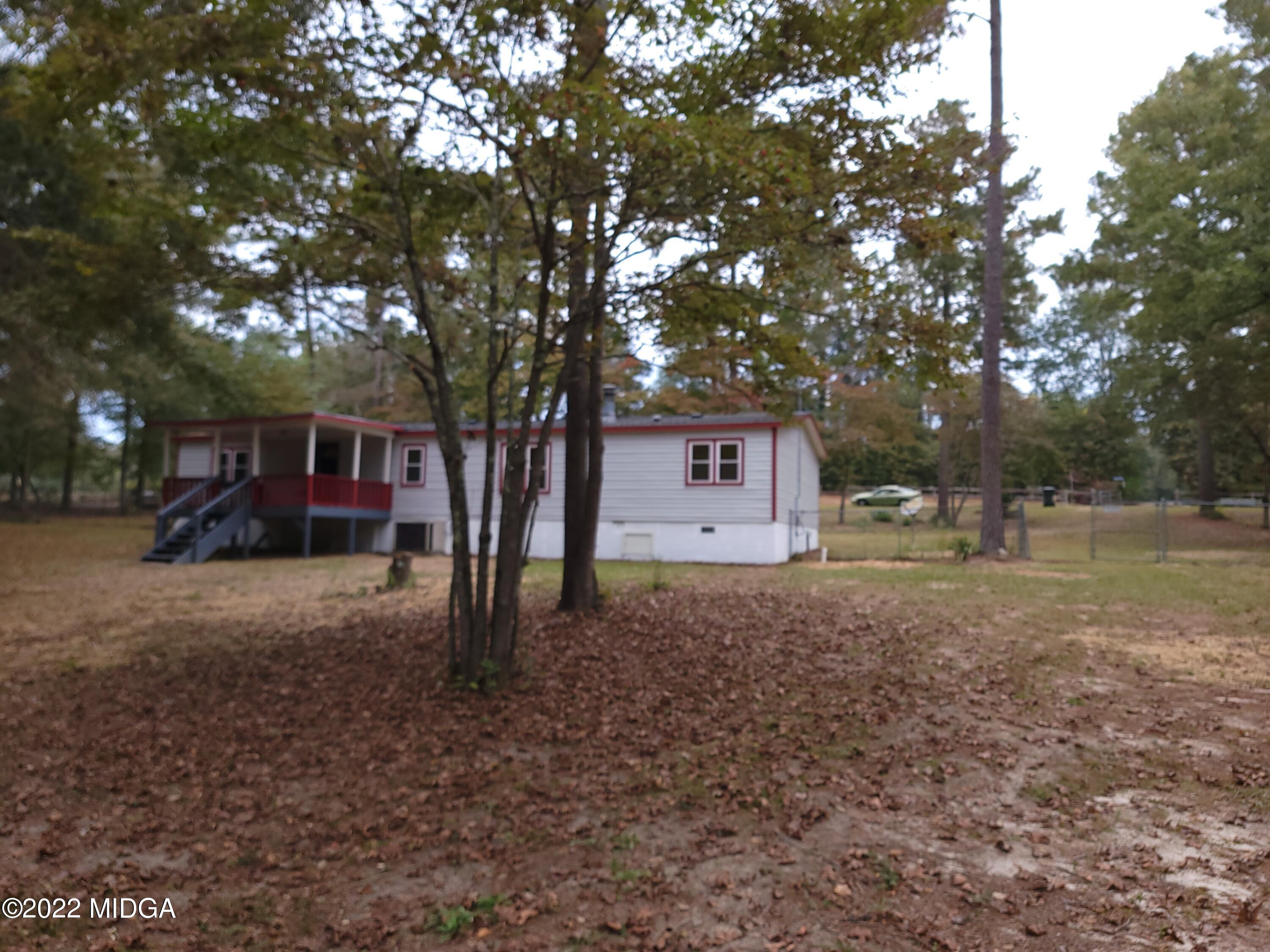 664 Chapman Road Lizella, GA 31052 - Photo 8 of 51 9