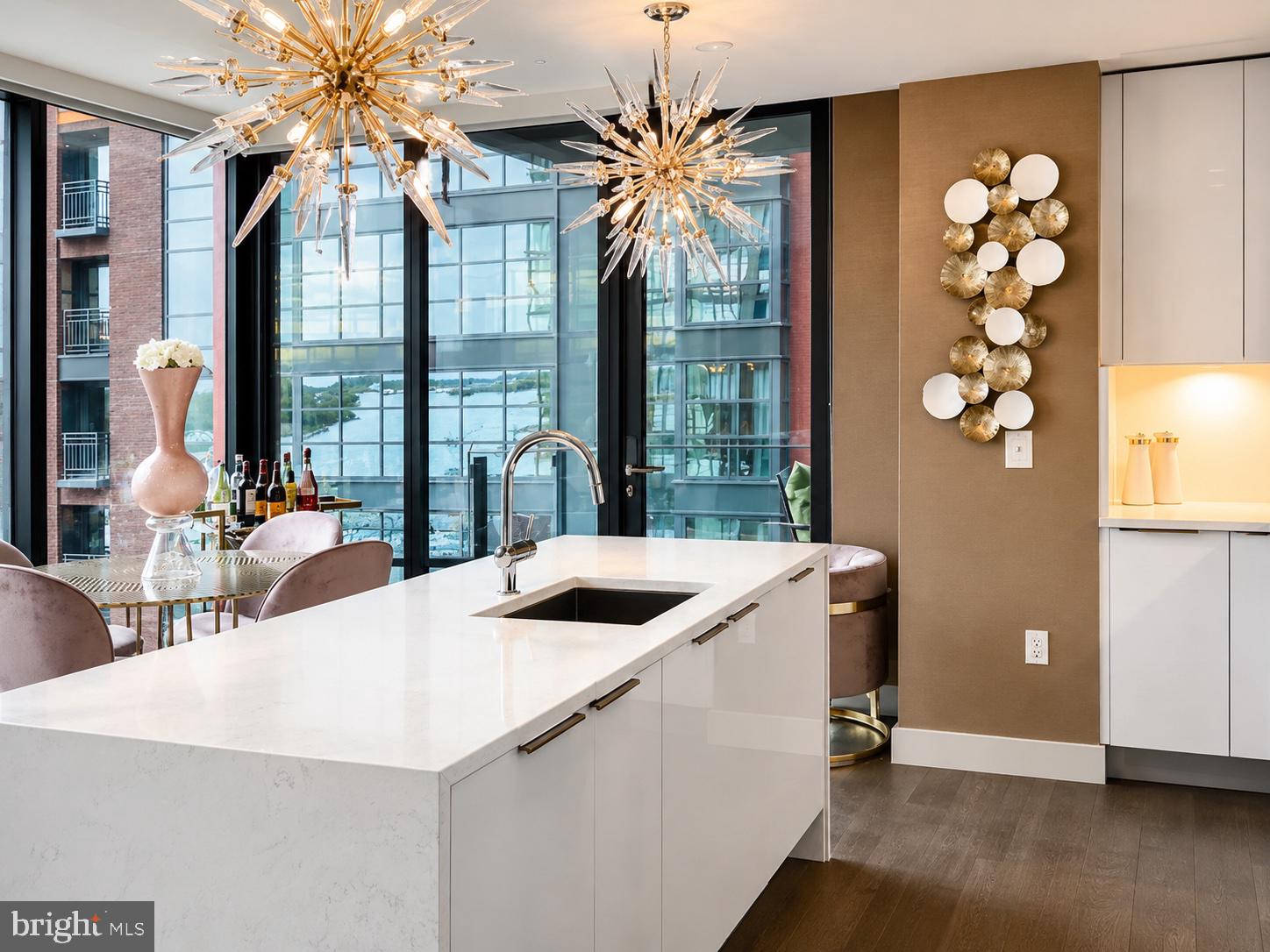45 Sutton Square Southwest, Unit 601 Washington, DC 20024 - Photo 3 of 14
