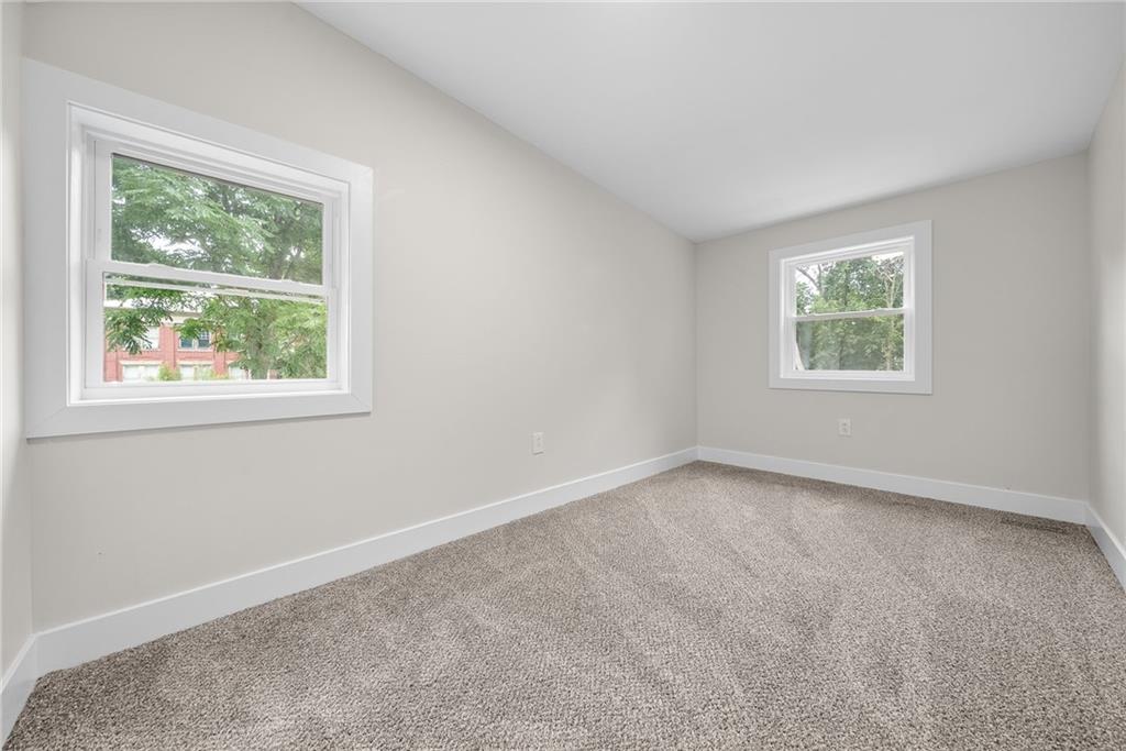 580 New York Avenue Rochester, PA 15074 - Photo 18 of 31 Gallery Image 18