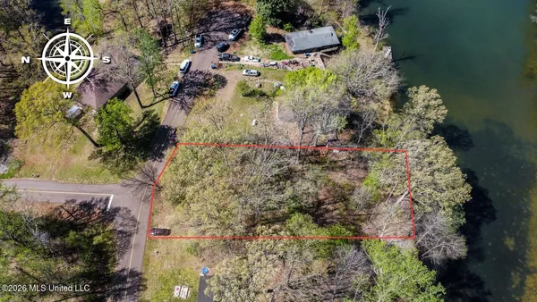 $17,900 | 11072 Horseshoe Bend, Hernando, MS 38632