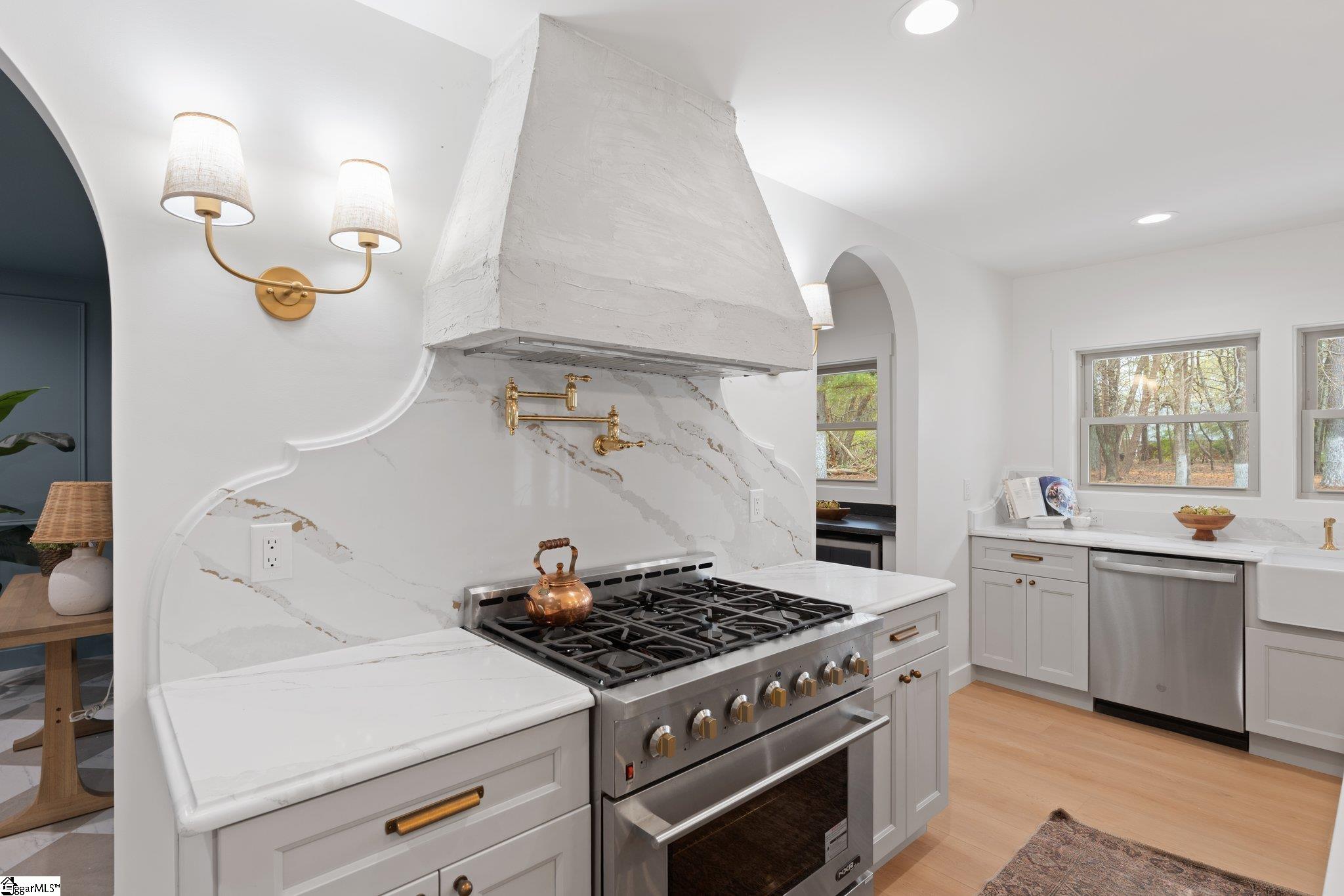 321 Dublin Road Greenville, SC 29615 - Photo 8 of 50 Gallery Image 8