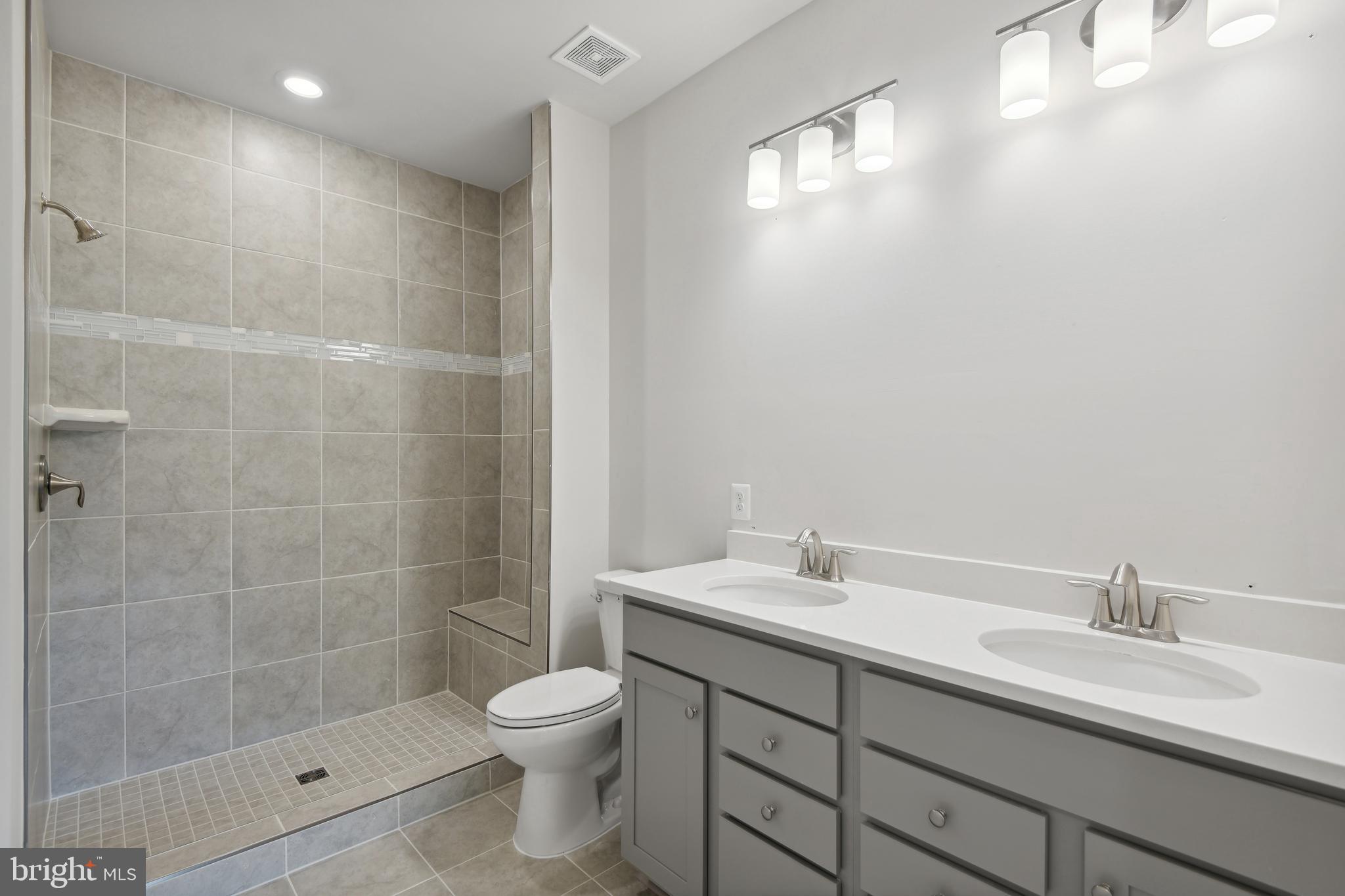 12122 American Chestnut Road Bowie, MD 20720 - Photo 15 of 20 Owners Bath