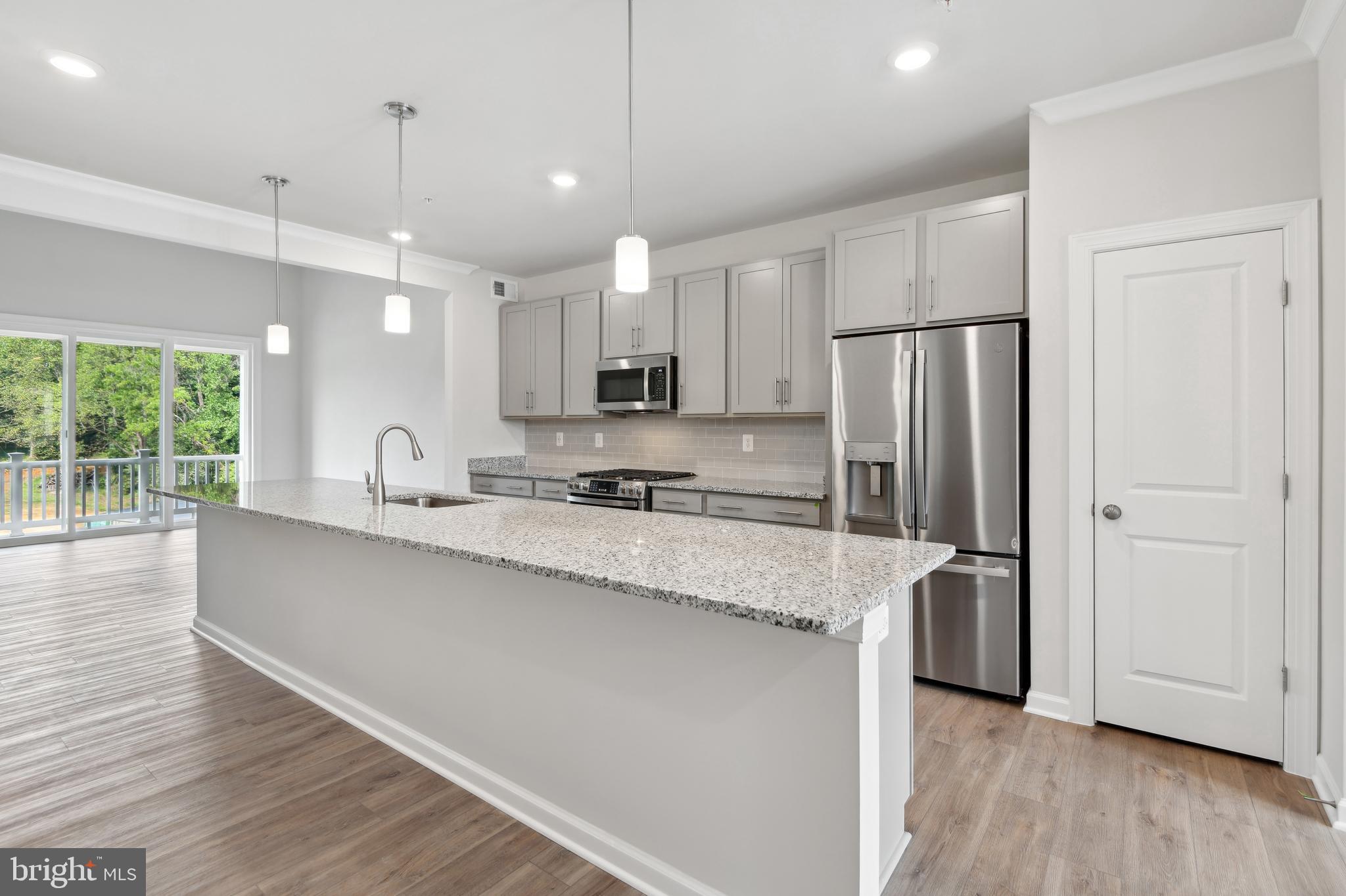 12122 American Chestnut Road Bowie, MD 20720 - Photo 7 of 20 Large Kitchen Island