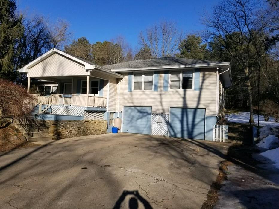 2305 Gilletts Lake Road Jackson, MI 49201 - Photo 1 of 24 Photo 1