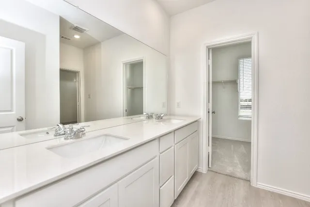 $2,390 | 18010 Cedar Waxwing Way, Unit 11, Pflugerville, TX 78660