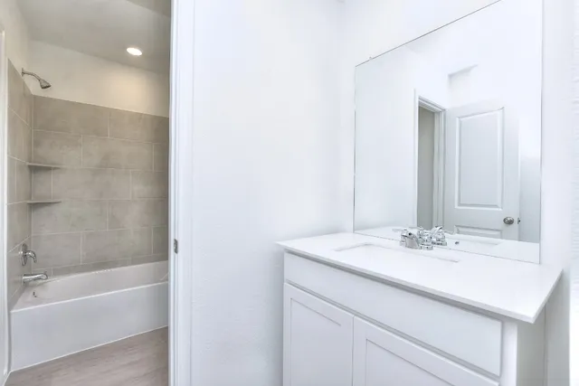 $2,390 | 18010 Cedar Waxwing Way, Unit 11, Pflugerville, TX 78660