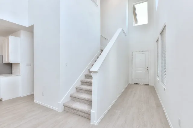 $2,390 | 18010 Cedar Waxwing Way, Unit 11, Pflugerville, TX 78660