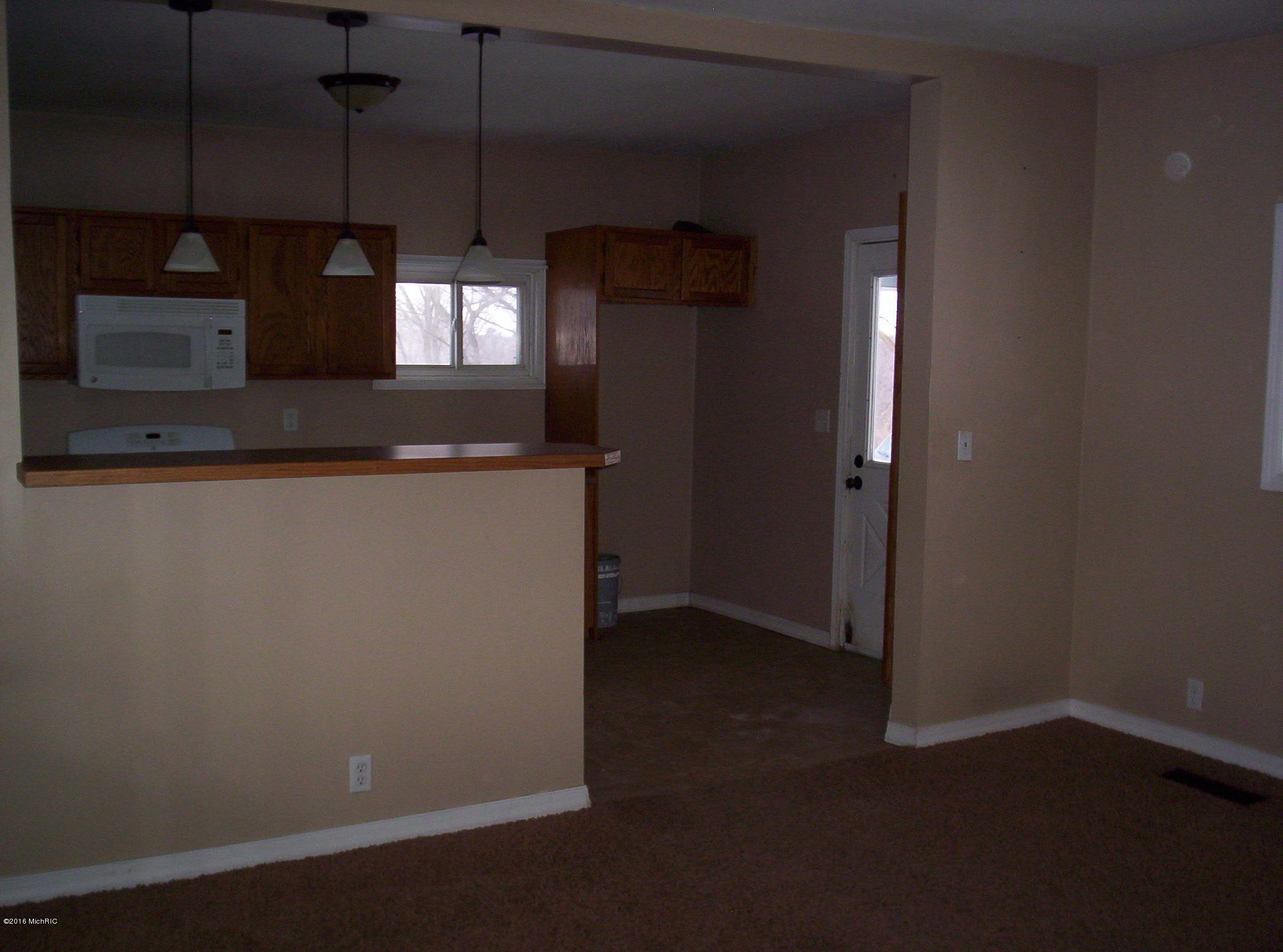 7020 Canfield Road Belding, MI 48809 - Photo 9 of 18 100_2505