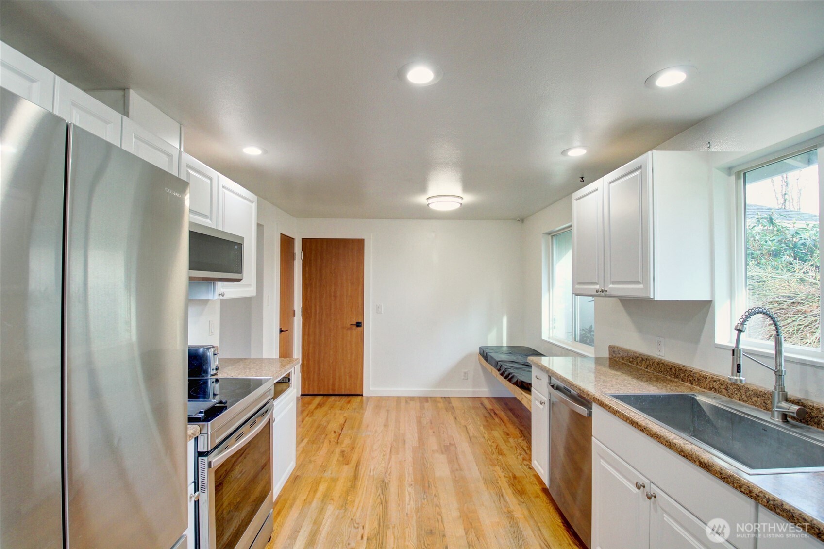 1006 Wedmore Place Sedro-Woolley, WA 98284 - Photo 5 of 35