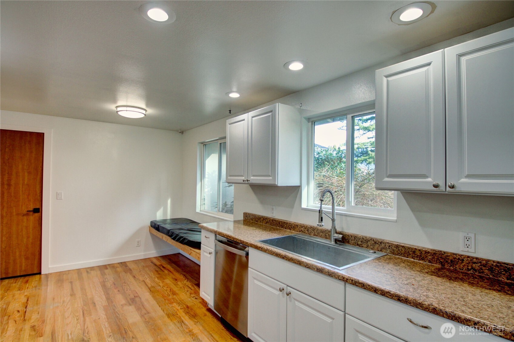 1006 Wedmore Place Sedro-Woolley, WA 98284 - Photo 6 of 35