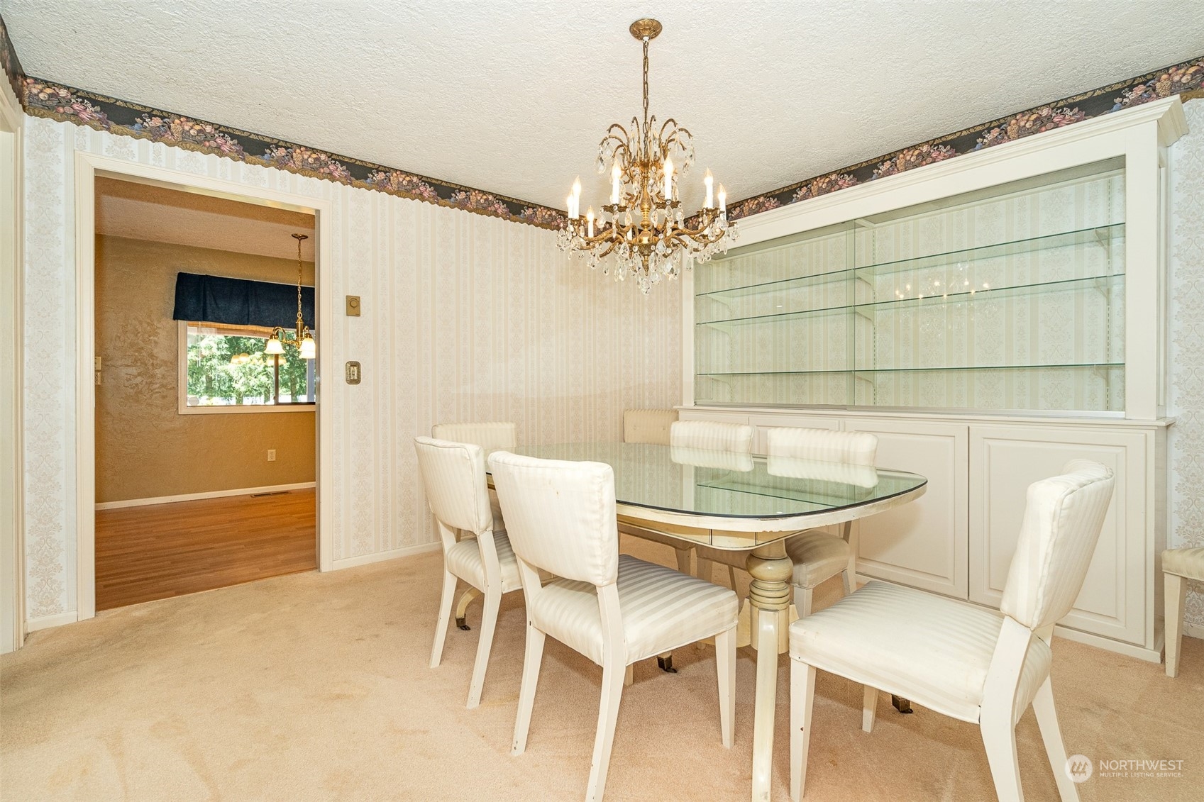 273 Brockway Road Chehalis, WA 98532 - Photo 20 of 39 a dining room with furniture and window