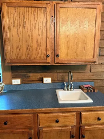 $214,900 | 28156 State Hwy T, Excello, MO 65247