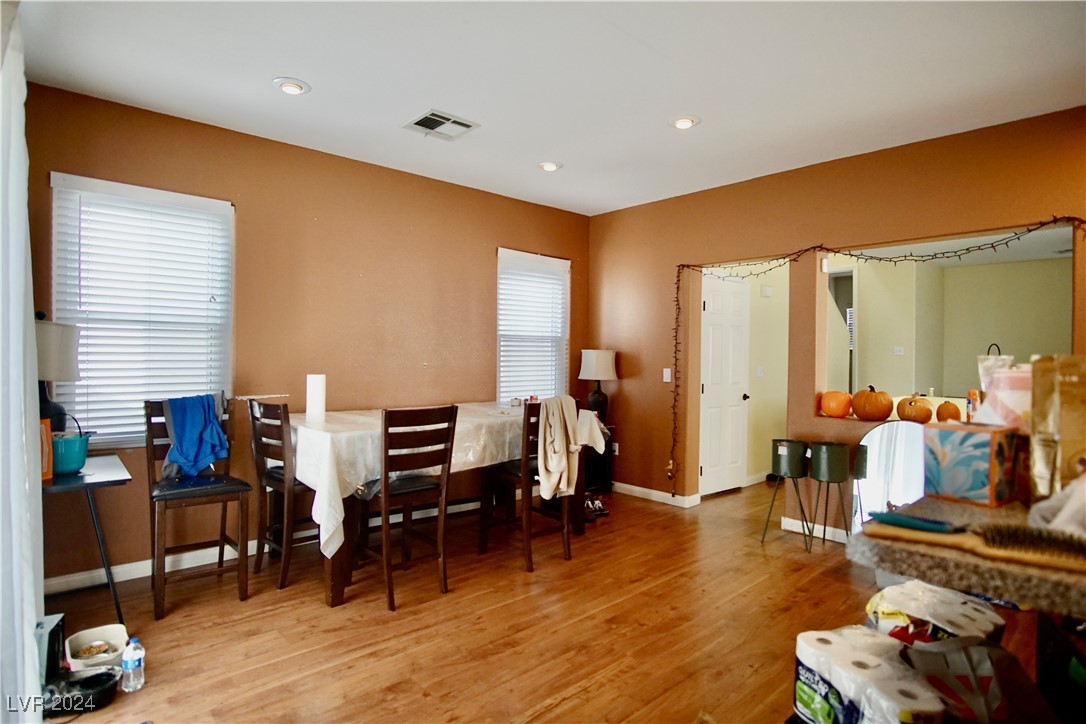 9352 Roping Cowboy Avenue Las Vegas, NV 89178 - Photo 13 of 38 Gallery Image 13