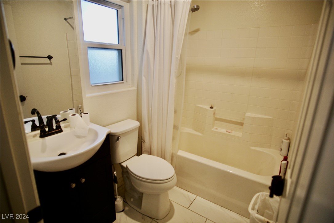 9352 Roping Cowboy Avenue Las Vegas, NV 89178 - Photo 34 of 38 Gallery Image 34