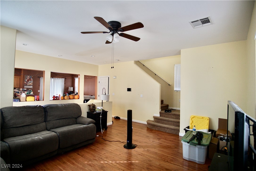 9352 Roping Cowboy Avenue Las Vegas, NV 89178 - Photo 4 of 38 Gallery Image 4