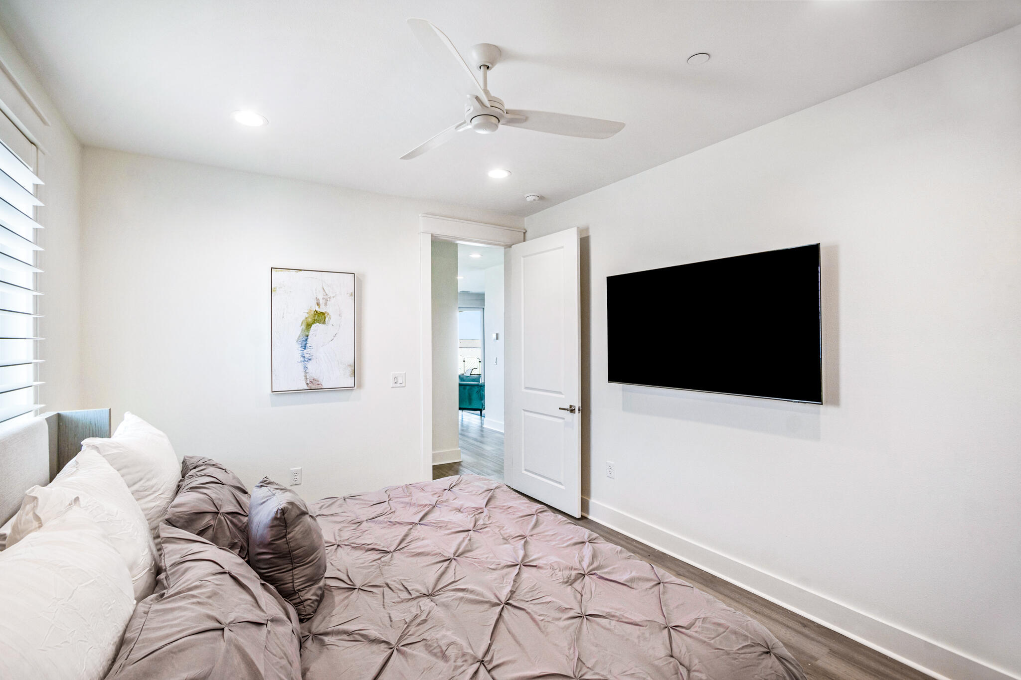 40 Cote D Azur Drive Santa Rosa Beach, FL 32459 - Photo 54 of 92 a bedroom with a bed and a flat screen tv