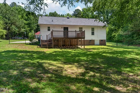 $275,000 | 217 Deep Creek Drive, Clayton, NC 27520